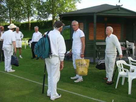 Copy of Edgbaston 09 005.jpg - End of a hard day & time to go home